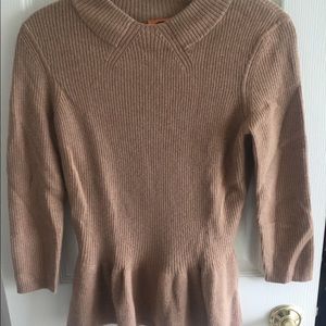 LIKE NEW TORY BURCH TOP